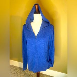 Max Studio 100% 2-ply Cashmere zip-up cardigan with pockets & hood.